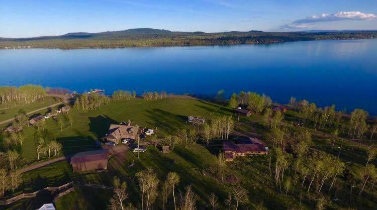فندق Seventy Mile Houseفي  Flying U Ranch المظهر الخارجي الصورة